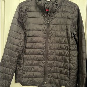 Lightweight puffer jacket
